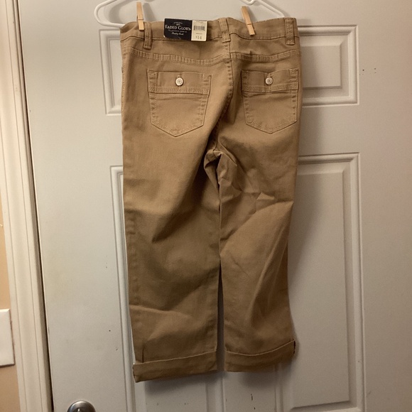 New Women’s Faded Glory Capris Capri Size 10 Tan - Picture 2 of 5